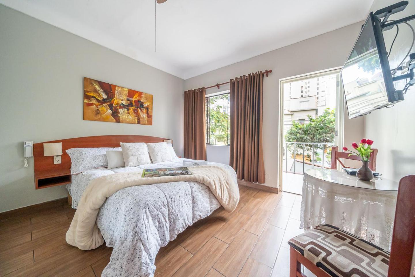 Imperial Inn Hospedaje Turistico Лима Екстериор снимка