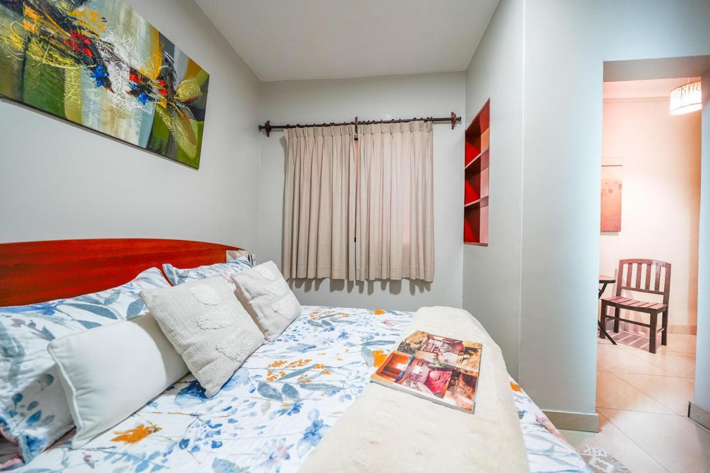 Imperial Inn Hospedaje Turistico Лима Екстериор снимка